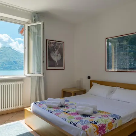 Daniela - * San Siro (Lombardy)